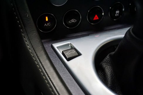 Used 2007 Aston Martin V8 Vantage Coupe image 49
