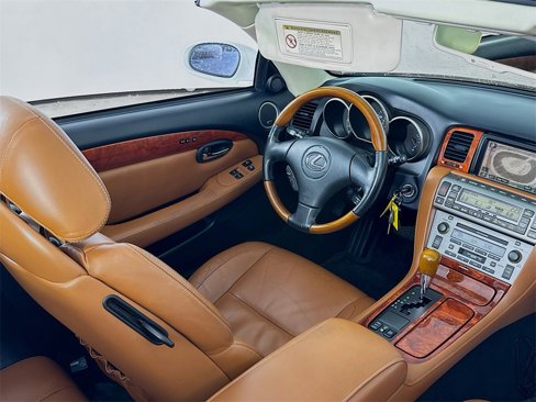 Used 2005 Lexus SC 430 Convertible image 22