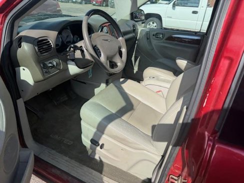 Used 2006 Chrysler Town & Country Limited w/ Trailer Tow Prep Group image 13