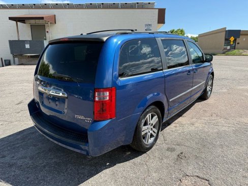 Used 2010 Dodge Grand Caravan SXT image 7