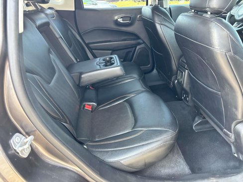 Used 2018 Jeep Compass Limited w/ Navigation Group image 14
