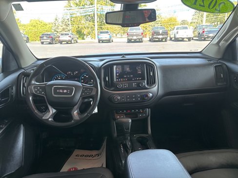 Used 2021 GMC Canyon AT4 image 25