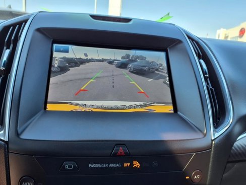 Used 2020 Ford Edge Titanium w/ Equipment Group 301A image 19