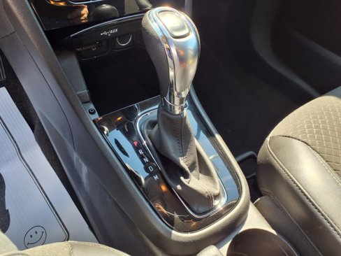 Used 2019 Buick Encore Preferred image 17