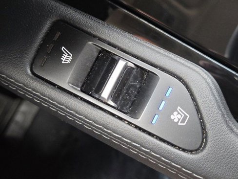Used 2021 Kia Telluride EX image 14