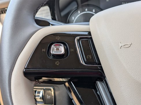 Certified 2022 Lincoln Corsair AWD w/ Equipment Group 101A image 17