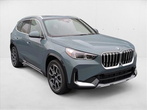 Used 2025 BMW X1 xDrive28i image 7