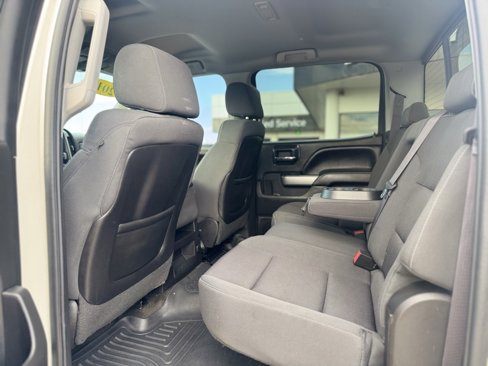 Used 2015 Chevrolet Silverado 1500 LT w/ LT Convenience Package image 9