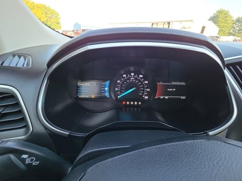 Used 2018 Ford Edge Titanium w/ Technology Package image 27