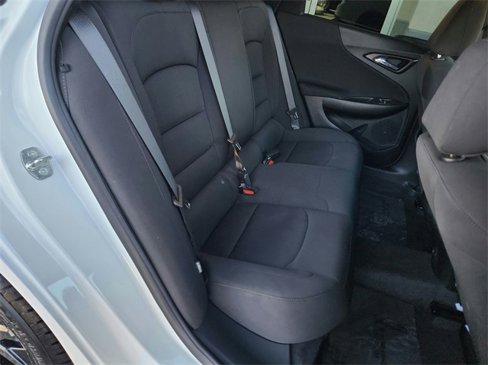 Used 2021 Chevrolet Malibu RS image 31