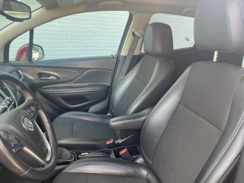 Used 2022 Buick Encore Preferred w/ Safety Package image 24