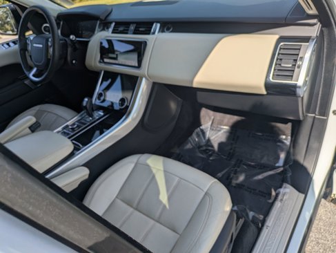 Used 2019 Land Rover Range Rover Sport HSE image 28