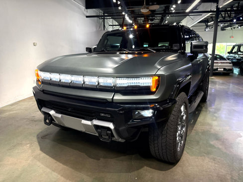 Used 2024 GMC Hummer EV 3X w/ LPO, Illumination Package image 36