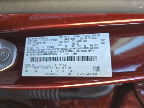 Used 2021 Ford Escape SEL w/ Technology Package image 31