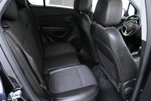 Used 2022 Chevrolet Trax LT w/ LT Convenience Package image 26