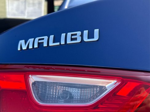 Used 2023 Chevrolet Malibu LT image 14