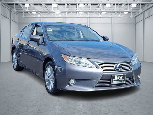 Used 2015 Lexus ES 300h image 3