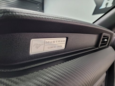 Used 2015 Ford Mustang Coupe image 25