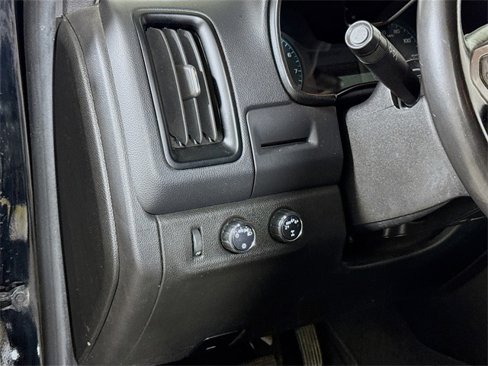 Used 2021 Chevrolet Colorado LT image 8