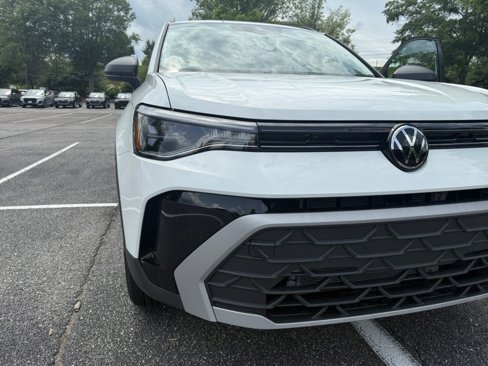 New 2025 Volkswagen Taos S image 24
