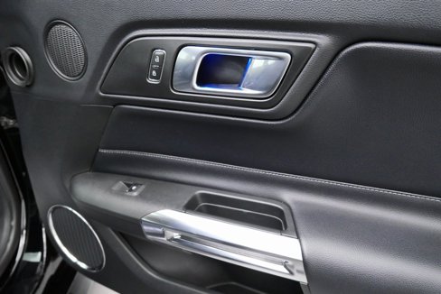 Used 2020 Ford Mustang Premium image 17