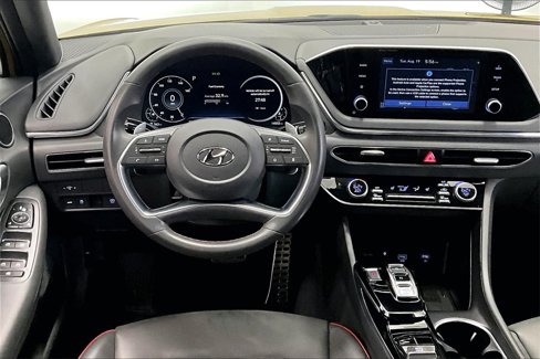 Certified 2020 Hyundai Sonata SEL Plus w/ Preferred Accessory Package image 5