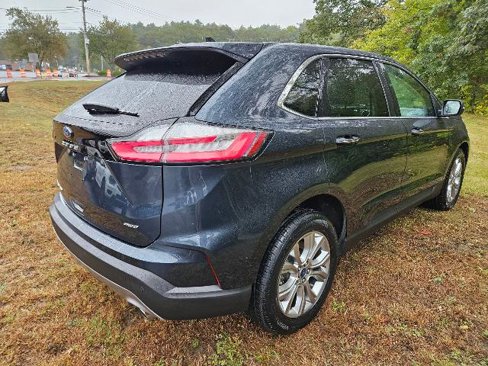 Certified 2022 Ford Edge Titanium w/ Equipment Group 301A image 5