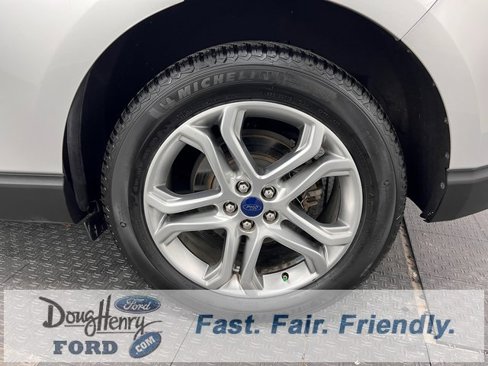 Used 2017 Ford Edge Titanium w/ Technology Package image 21