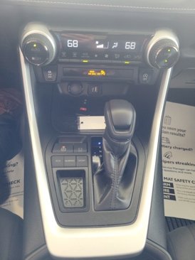 Used 2024 Toyota RAV4 XLE image 22