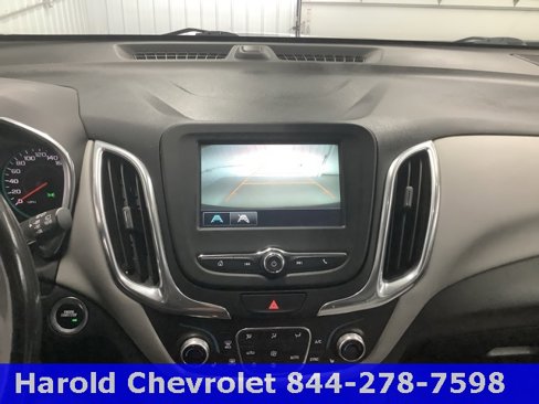 Used 2018 Chevrolet Equinox LT image 16