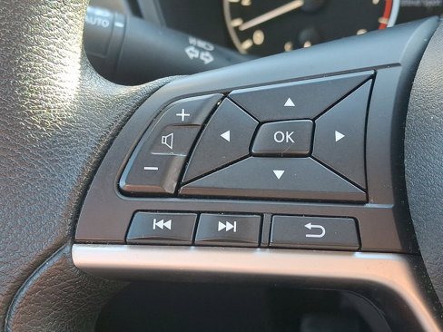 Used 2024 Nissan Altima 2.5 SV image 20