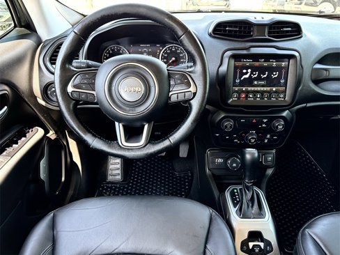 Used 2022 Jeep Renegade Limited image 10