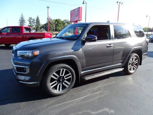 Used 2020 Toyota 4Runner Limited image 1