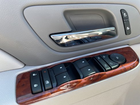 Used 2013 Chevrolet Tahoe LT w/ Texas Edition image 10