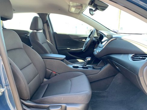 Used 2024 Chevrolet Malibu LT image 36