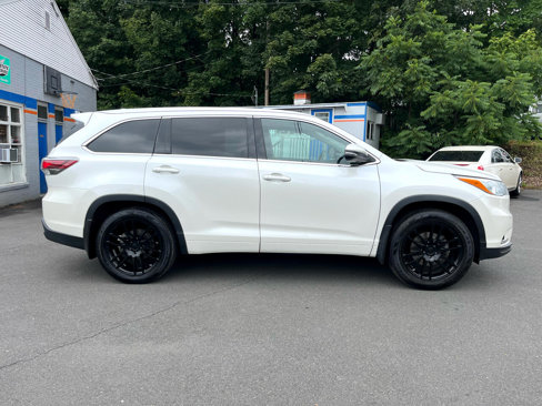 Used 2016 Toyota Highlander Limited image 6