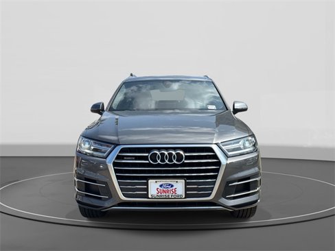 Used 2019 Audi Q7 2.0T Premium image 3