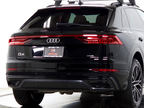 Used 2019 Audi Q8 Premium Plus w/ Premium Plus image 8