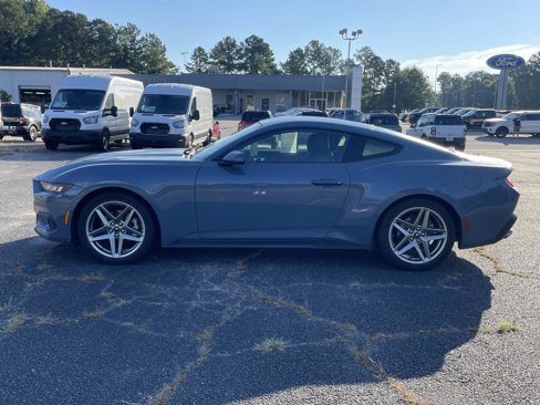 Used 2024 Ford Mustang Coupe image 6