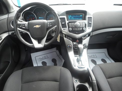 Used 2014 Chevrolet Cruze LT image 7