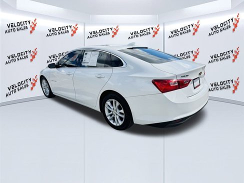 Used 2018 Chevrolet Malibu LT image 5