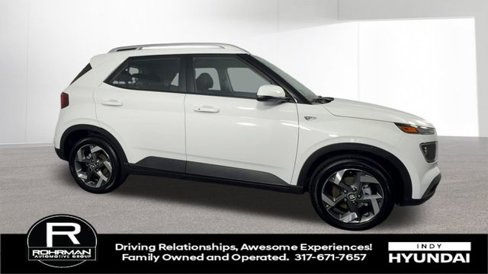 New 2025 Hyundai Venue SEL image 9