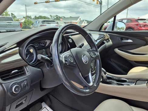 Used 2020 Buick Envision Essence image 16