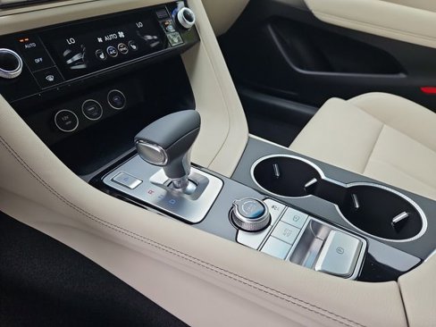New 2026 Genesis G70 2.5T image 10