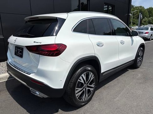 Used 2025 Mercedes-Benz GLA 250 4MATIC image 5