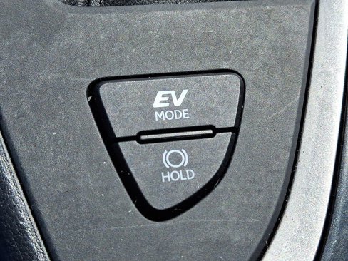Used 2023 Lexus UX 250h AWD image 24