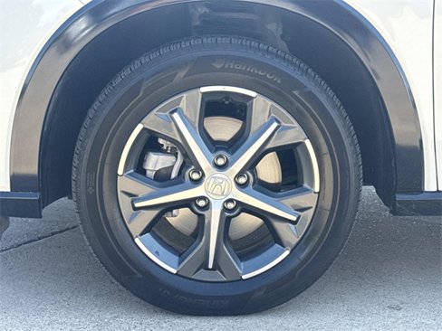 Used 2024 Honda HR-V LX image 6