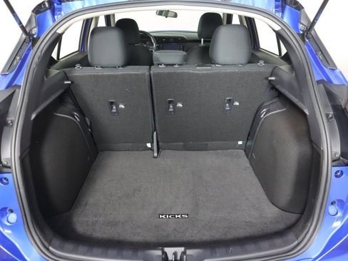 Used 2023 Nissan Kicks SV image 17