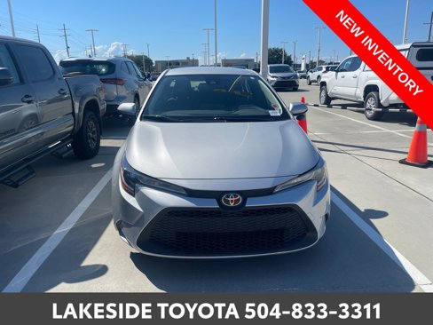Certified 2022 Toyota Corolla LE w/ Carpet Mat Package (TMS) image 3