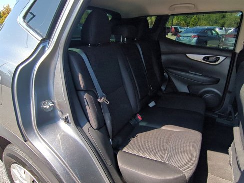 Certified 2020 Nissan Rogue Sport S image 31
